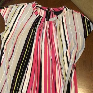 Cute dressy top...great summer colors